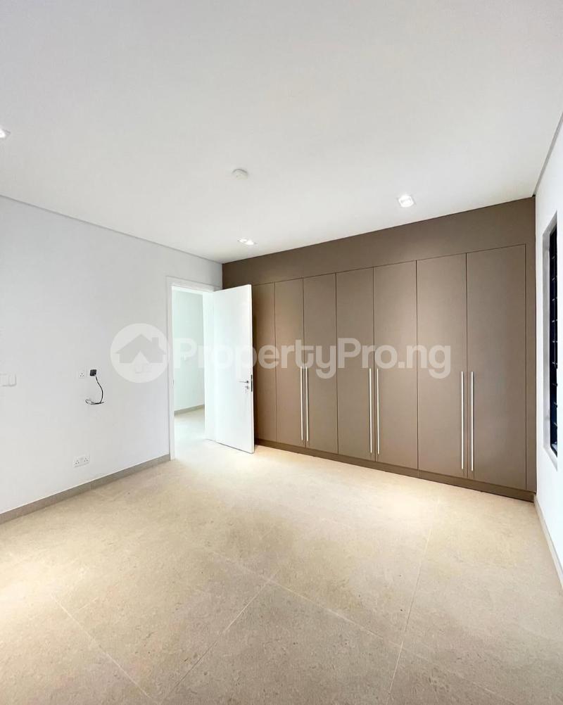 5 bedroom House for sale Banana Island Ikoyi Lagos