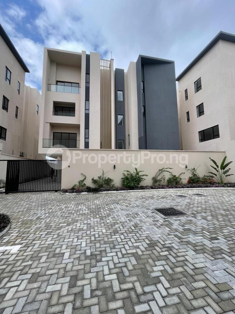 6 bedroom House for sale  Ikoyi Lagos