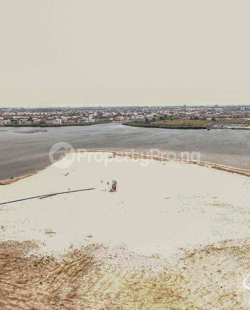 Land for sale chevron Lekki Lagos