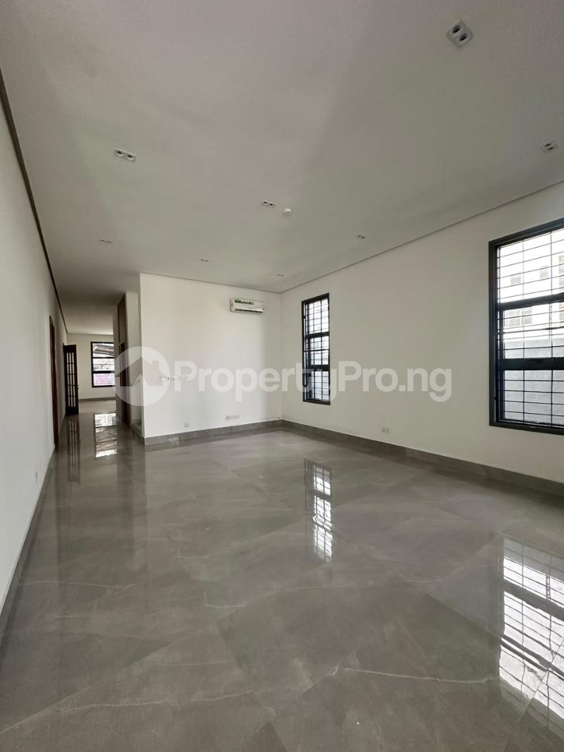 5 bedroom House for sale Ikoyi Lagos