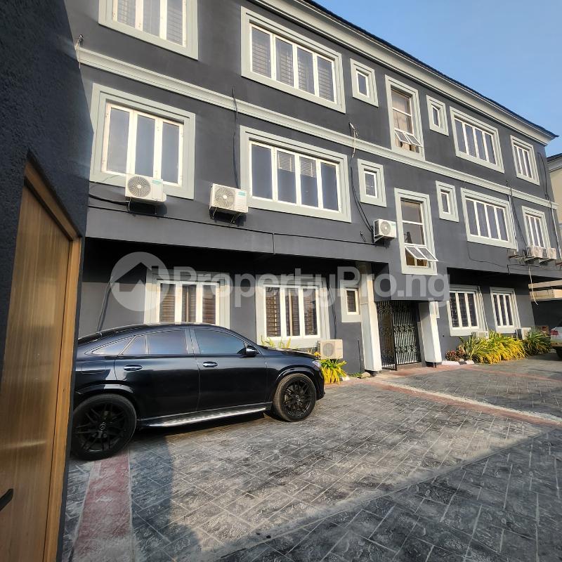 3 bedroom House for rent Lekki Right, Lekki Phase 1 Lekki Lagos