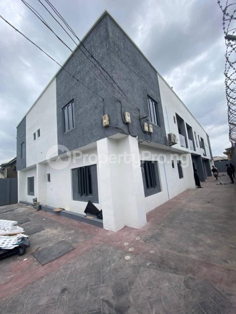3 bedroom Flat / Apartment for sale Close To Morgan Estate Berger Ojodu Lagos