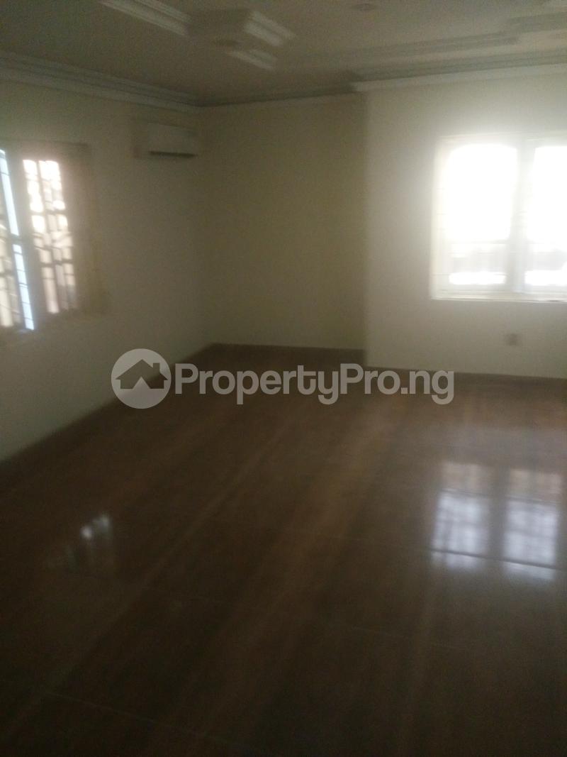 3 bedroom Flat / Apartment for rent Wuse 2 Abuja