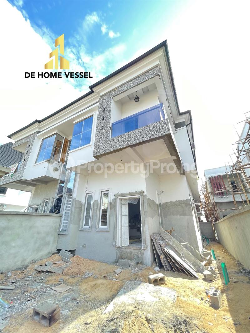 4 bedroom House for sale   chevron Lekki Lagos