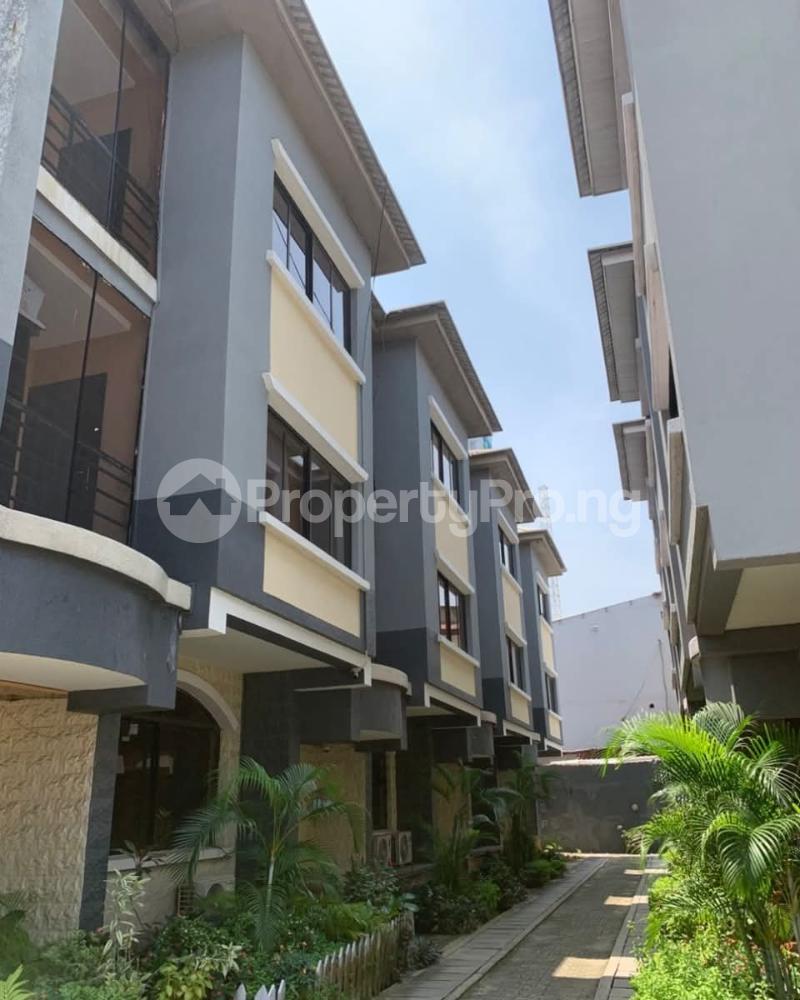 4 bedroom Flat / Apartment for rent Victoria Island Lagos