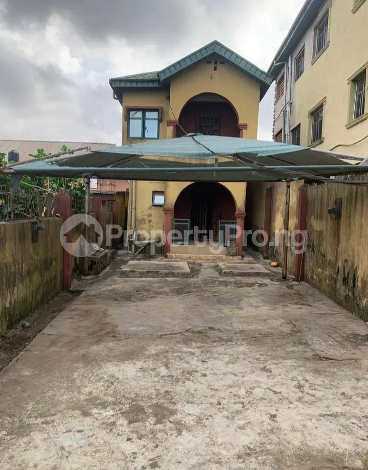 4 bedroom House for sale Abesan Estate, Ipaja Lagos