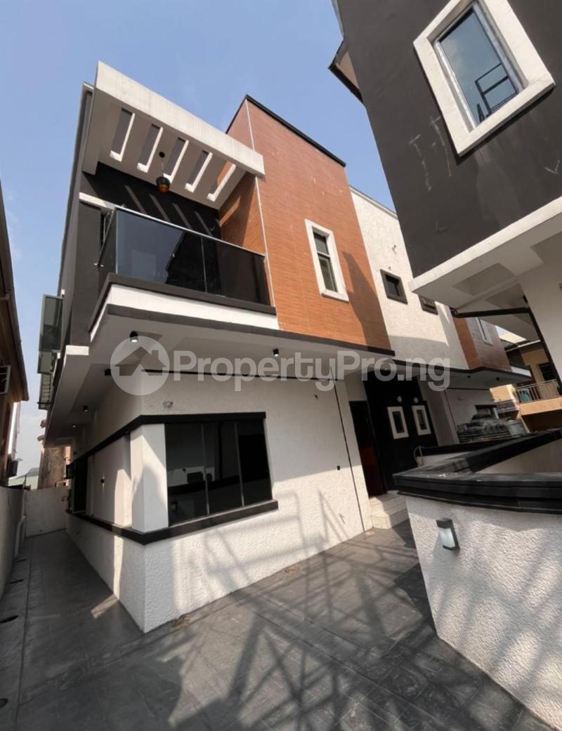 4 bedroom House for sale Chevron Lekki Lagos