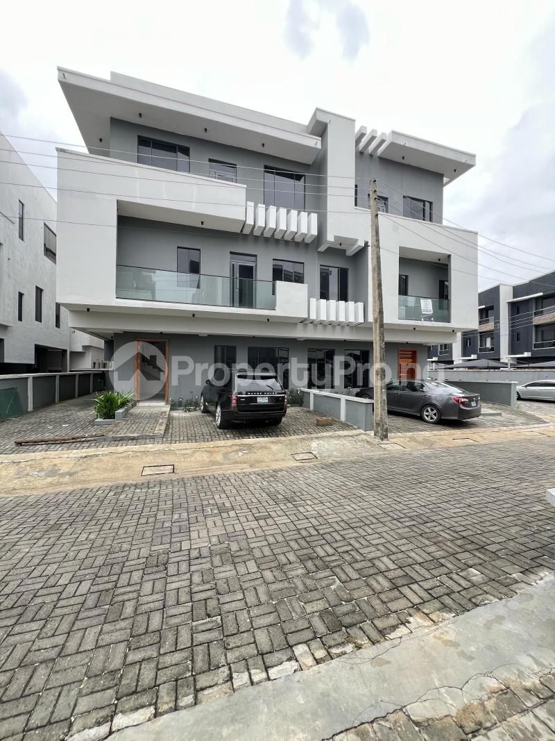 4 bedroom House for sale Osapa london Lekki Lagos
