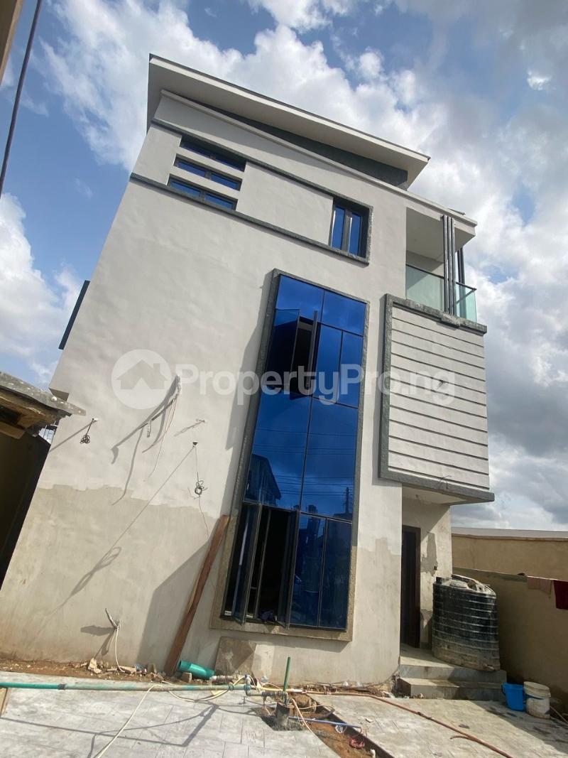4 bedroom House for sale Gbagada Lagos
