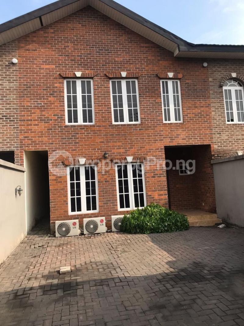 4 bedroom House for sale Oba Amusa Street Idado Lekki Lagos