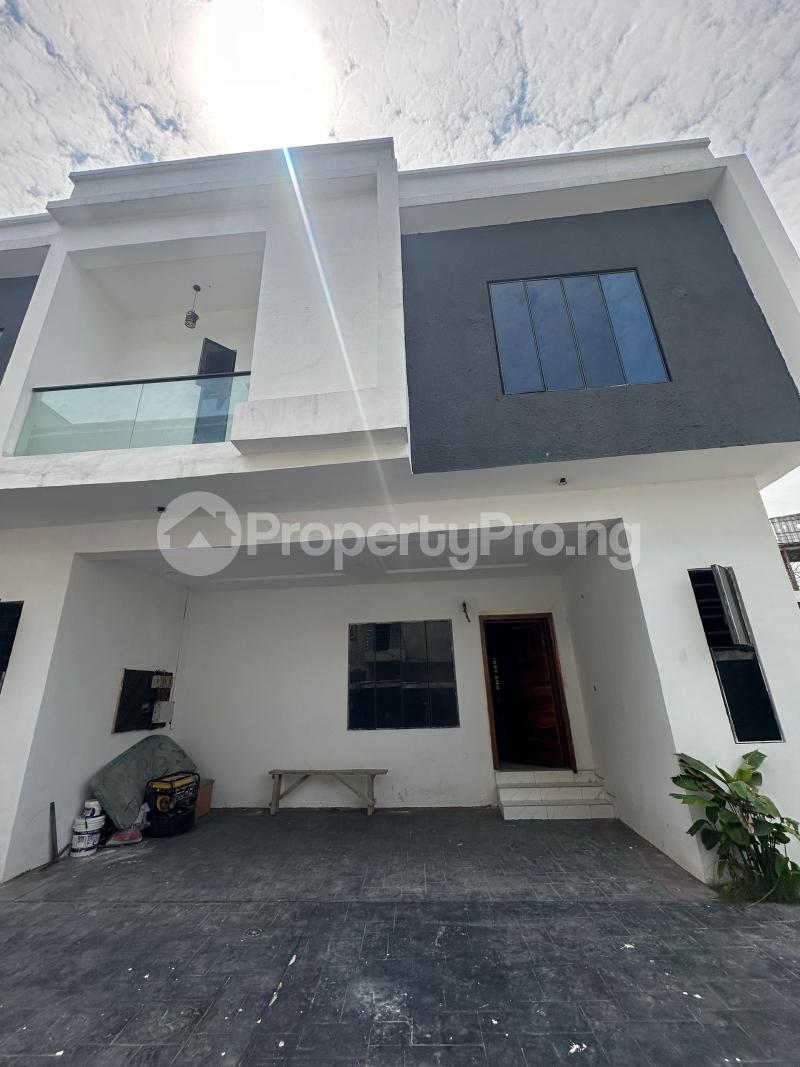 4 bedroom House for sale orchid Lekki Lagos