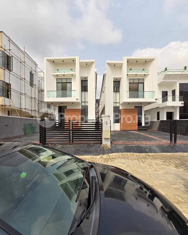 5 bedroom House for sale chevron Lekki Lagos