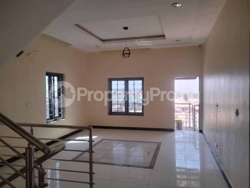 5 bedroom House for rent Guzape Abuja