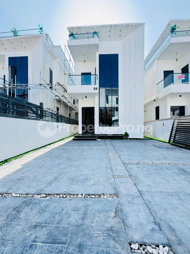 5 bedroom House for sale Chevron Alternative, chevron Lekki Lagos