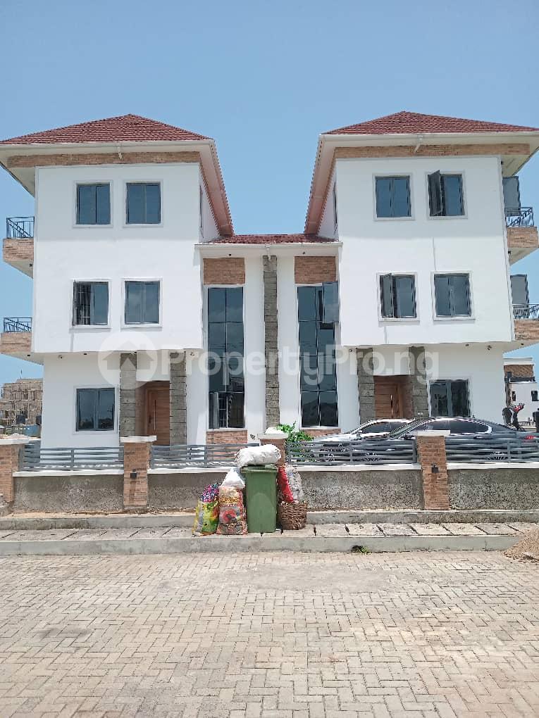 5 bedroom House for sale Chaplain Court Estate Abraham adesanya estate Ajah Lagos