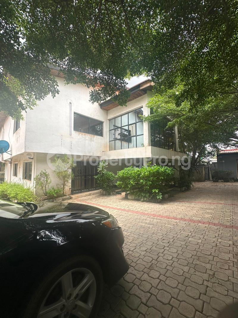 6 bedroom House for rent Maitama Maitama Abuja