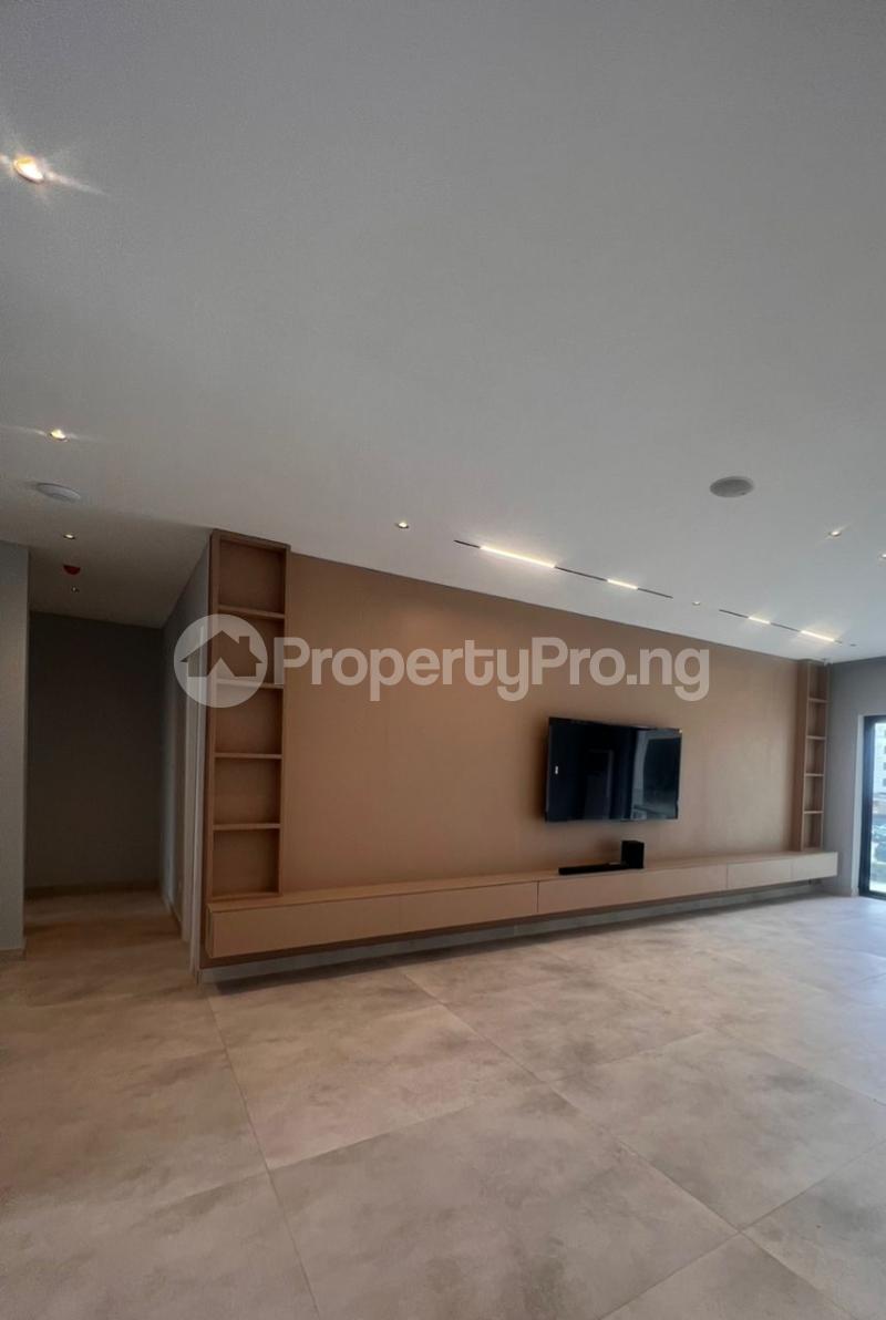 3 bedroom Flat / Apartment for sale Lekki Phase 1 Lekki Lagos