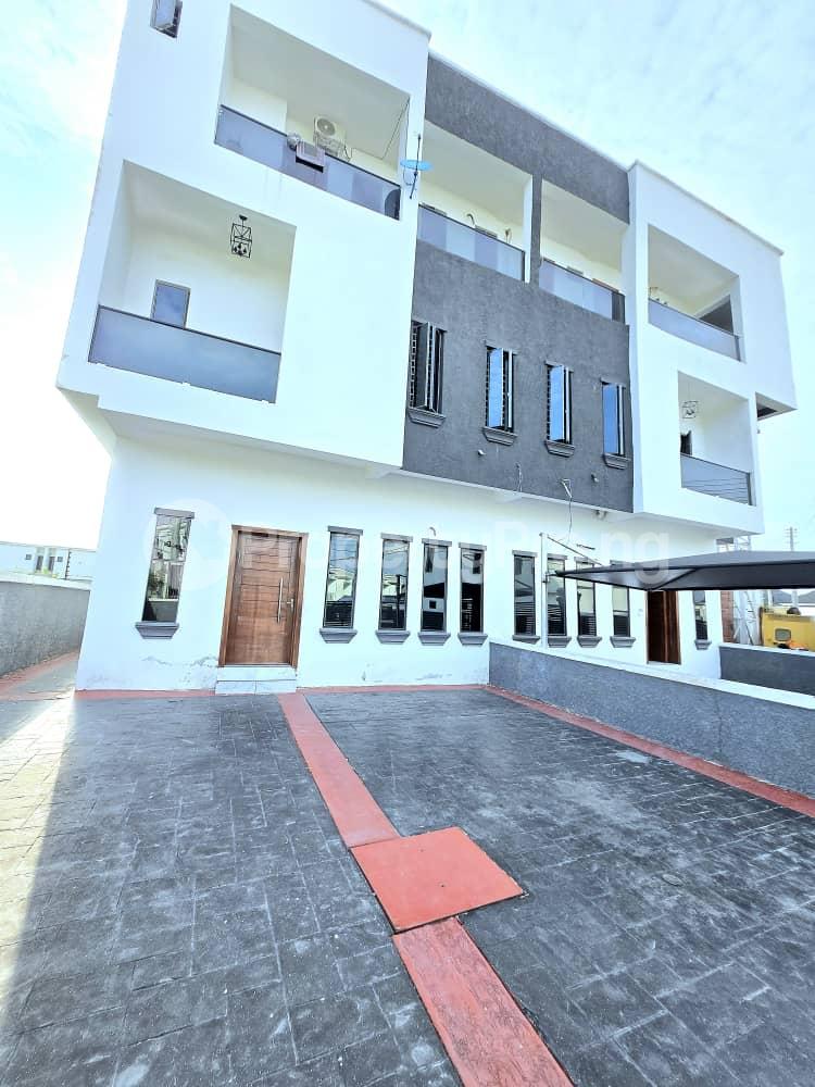 4 bedroom House for sale orchid Lekki Lagos
