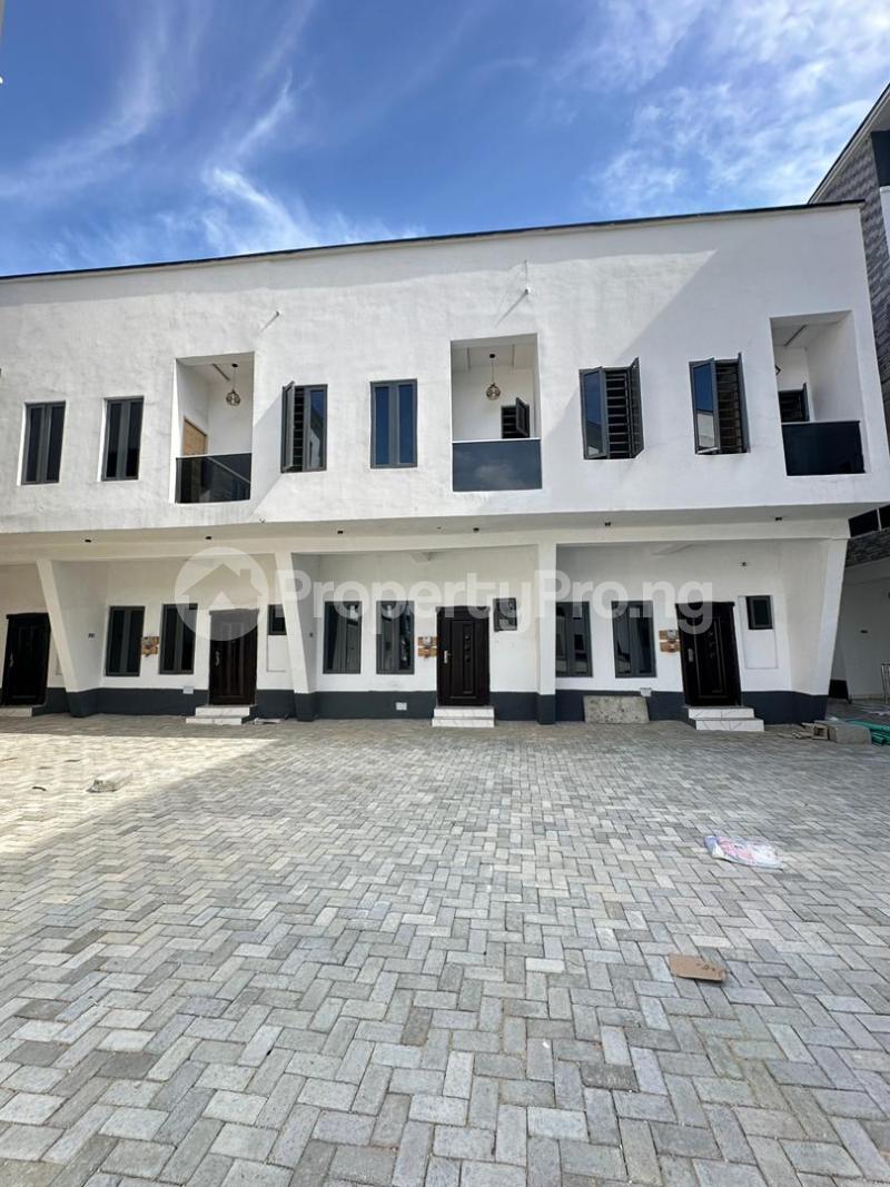 3 bedroom House for sale Mobil Road Ajah Lagos
