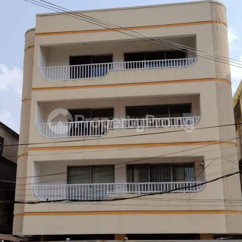 3 bedroom Flat / Apartment for sale Ikoyi Lagos