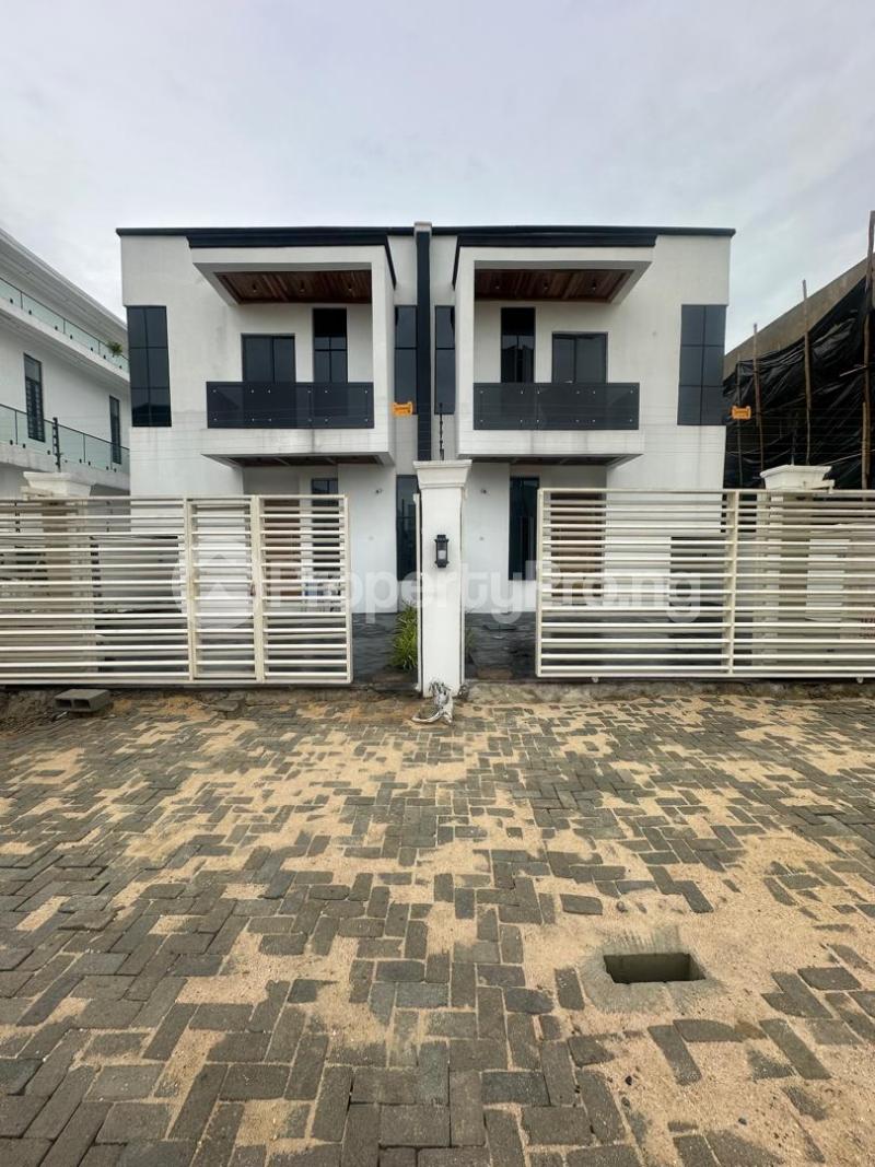4 bedroom House for sale Lekki Lagos