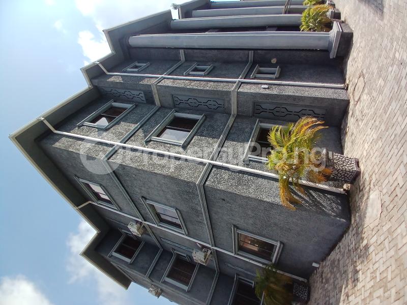 3 bedroom House for rent Guzape District Abuja Diplomatic Zone Guzape Abuja - 0