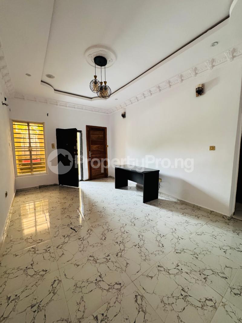 2 bedroom Flat / Apartment for rent Ologolo Lekki Lagos Ologolo Lekki Lagos