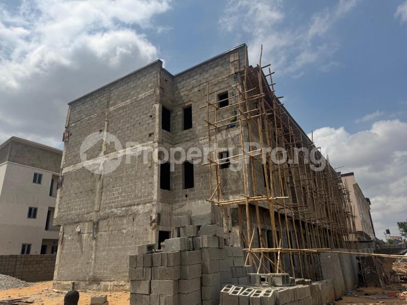 4 bedroom House for sale Life Camp Abuja