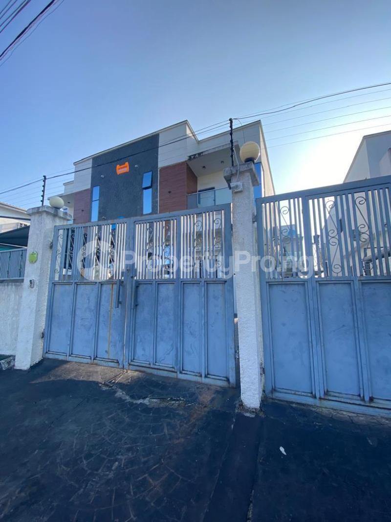 4 bedroom House for rent Estate Ologolo Lekki Lagos