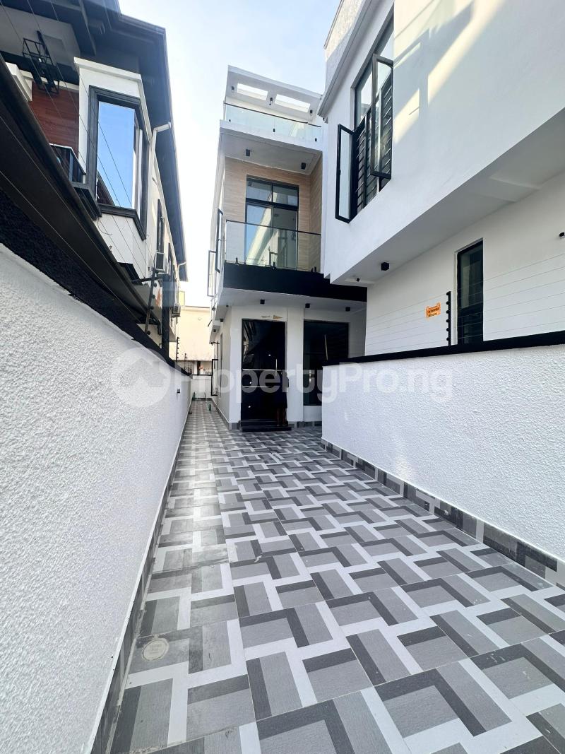 4 bedroom House for sale Orchid Lekki Lagos