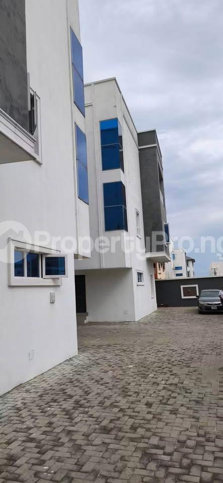 2 bedroom House for sale Lekki Phase 1 Lekki Lagos