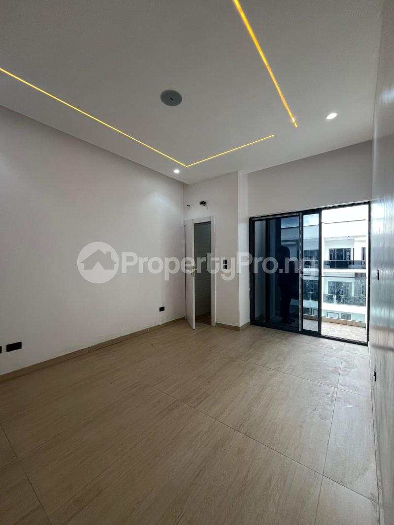 3 bedroom Flat / Apartment for sale Ikeja GRA Ikeja Lagos