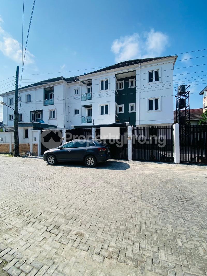 3 bedroom Flat / Apartment for rent Osapa london Lekki Lagos