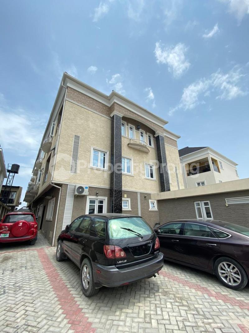 3 bedroom Flat / Apartment for rent Ologolo Lekki Lagos