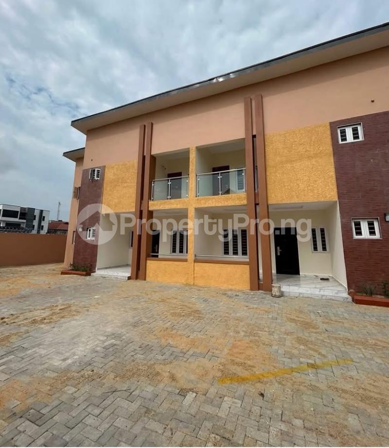 3 bedroom House for rent Lekki Phase 2 Estate Lekki Phase 2 Lekki Lagos
