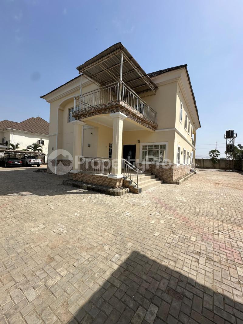 3 bedroom Flat / Apartment for rent In An Estate Gwarinpa Gwarinpa Abuja