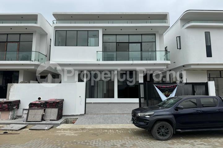 4 bedroom House for sale Royal Pine Estate Orchid Lekki Lagos