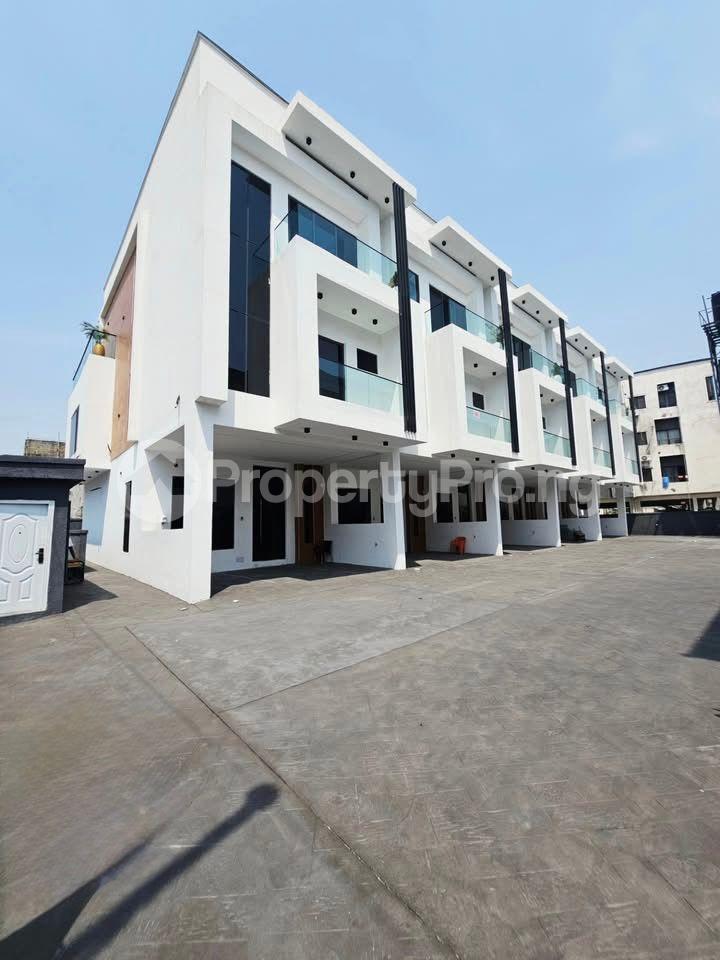4 bedroom House for sale Osapa london Lekki Lagos