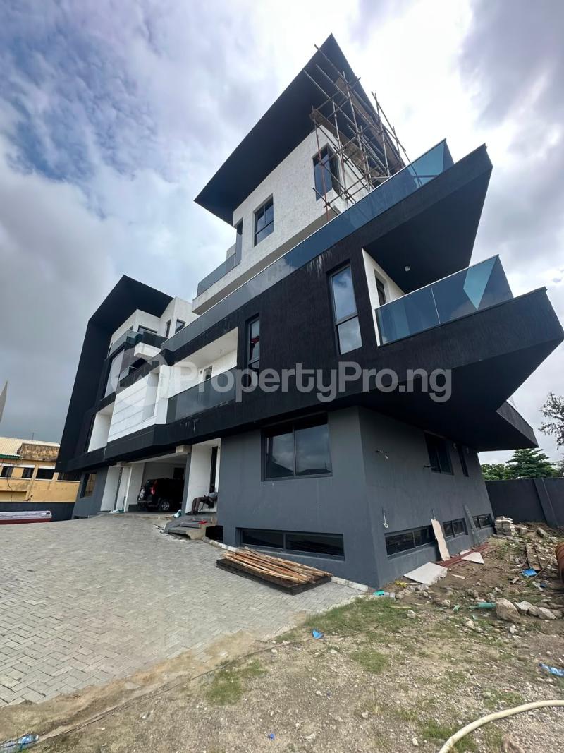 4 bedroom House for sale Osborne Foreshore Estate Ikoyi Lagos