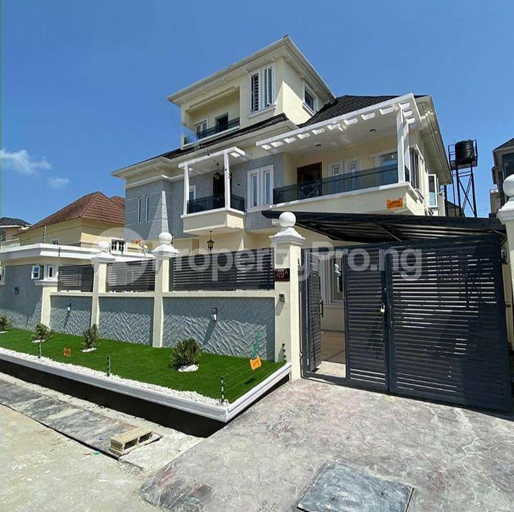 5 bedroom House for sale chevron Lekki Lagos