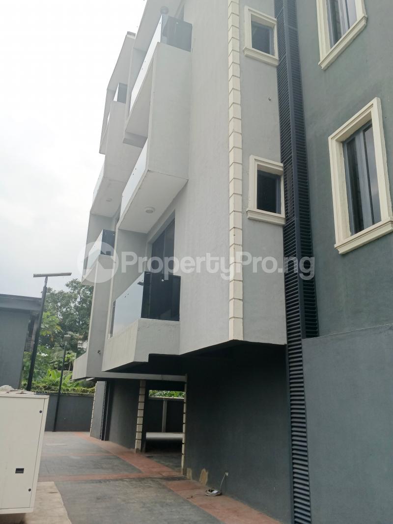3 bedroom Flat / Apartment for rent In A Lovely And Secured Neighborhood At Shonibare Estate, Shonibare Estate Maryland Lagos