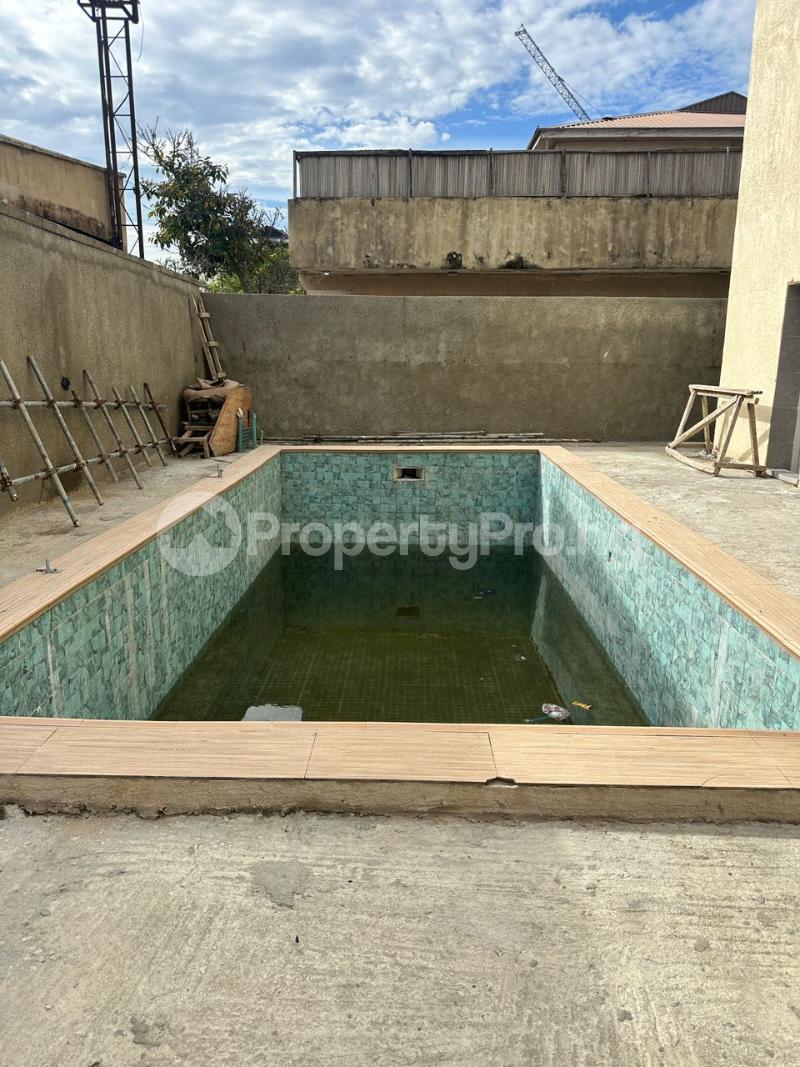 3 bedroom Flat / Apartment for sale ONIRU Victoria Island Lagos