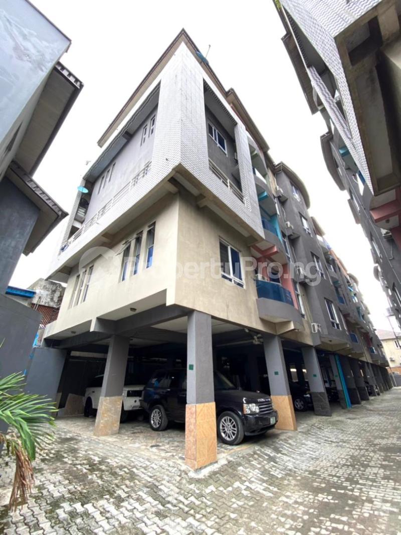 3 bedroom Flat / Apartment for rent Platinum Way Lekki Lagos