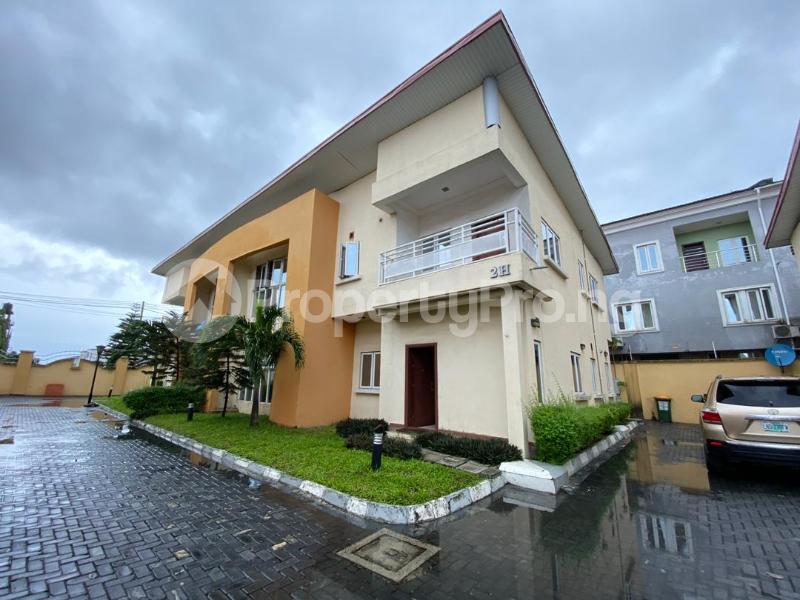4 bedroom House for rent chevron Lekki Lagos