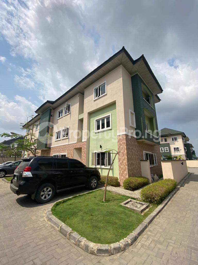 4 bedroom House for rent Osapa london Lekki Lagos