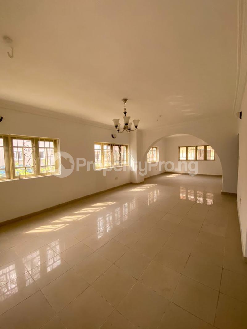 5 bedroom House for sale Ilaje Ajah Lagos