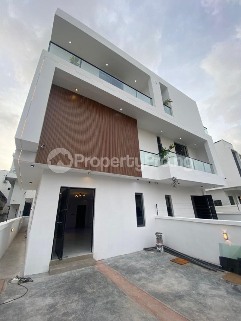 4 bedroom House for sale Donatus Close, Off Kunsela, Ikate Lekki Lagos