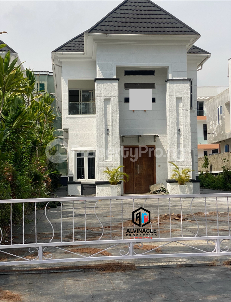 4 bedroom House for rent Megamound Ikota Lekki Lagos
