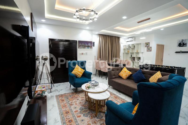 3 bedroom Flat / Apartment for shortlet Off Ogunlana Drive Ogunlana Surulere Lagos