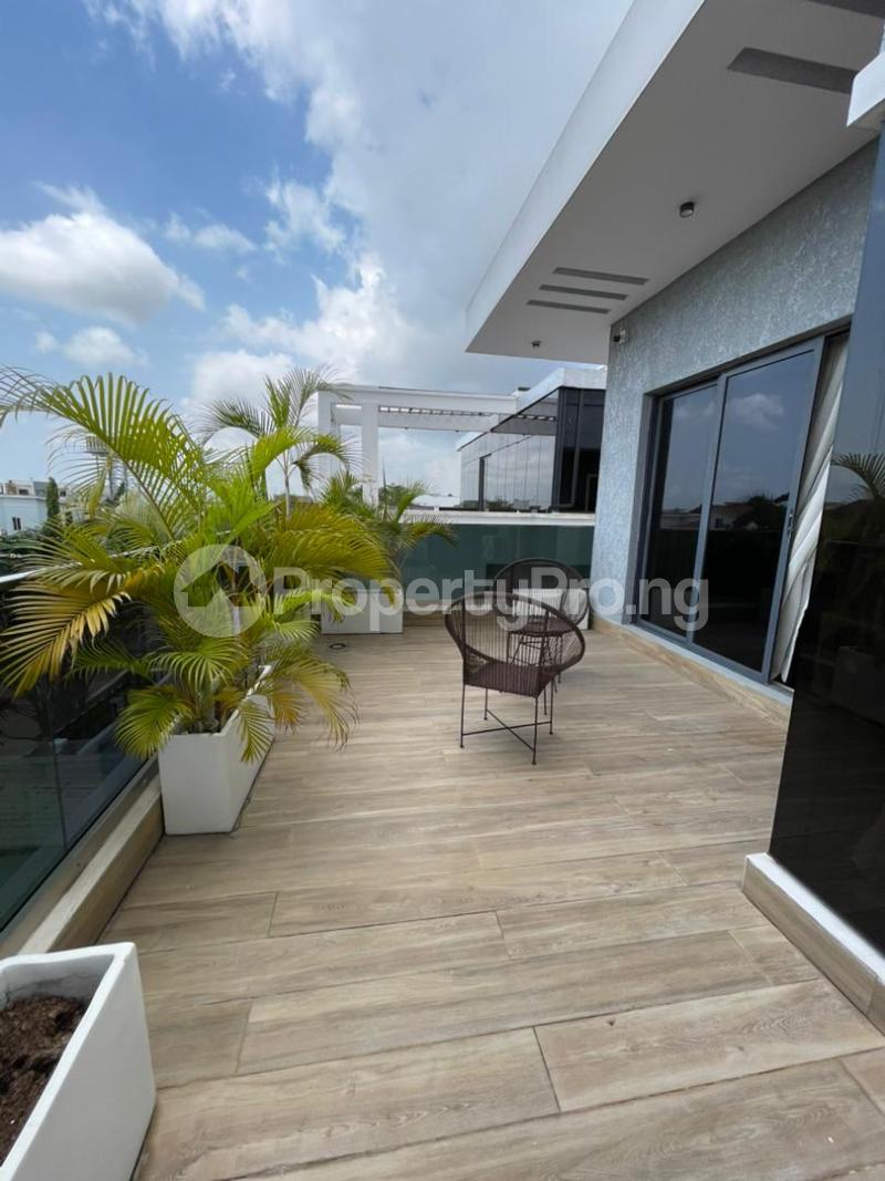 6 bedroom House for rent Pinnock Beach Estate, Osapa London Osapa london Lekki Lagos